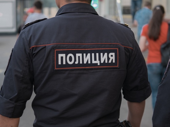 Полицейского признали виновным в подбрасывании наркотиков. Фото: mk.ru