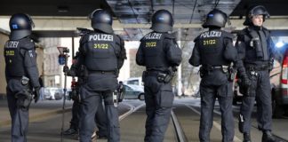 Полиция Германии. Фото: keddr.com