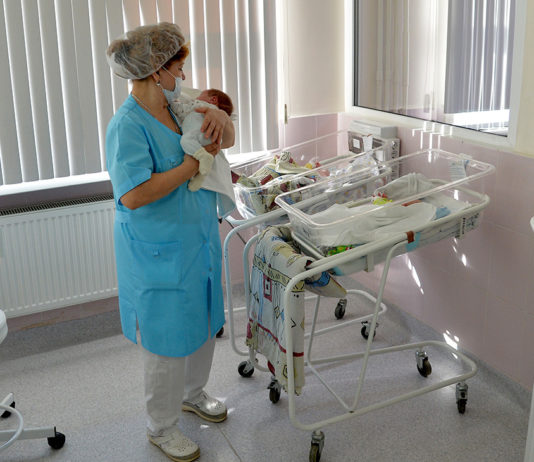 Рождаемость, новорожденный, родильное отделение, роддом, младенец