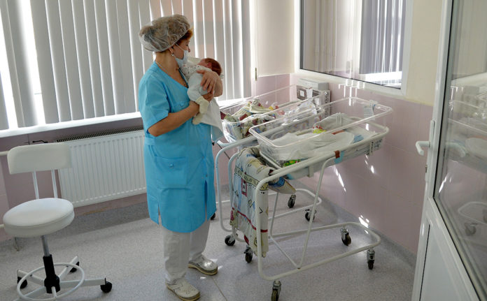 Рождаемость, новорожденный, родильное отделение, роддом, младенец